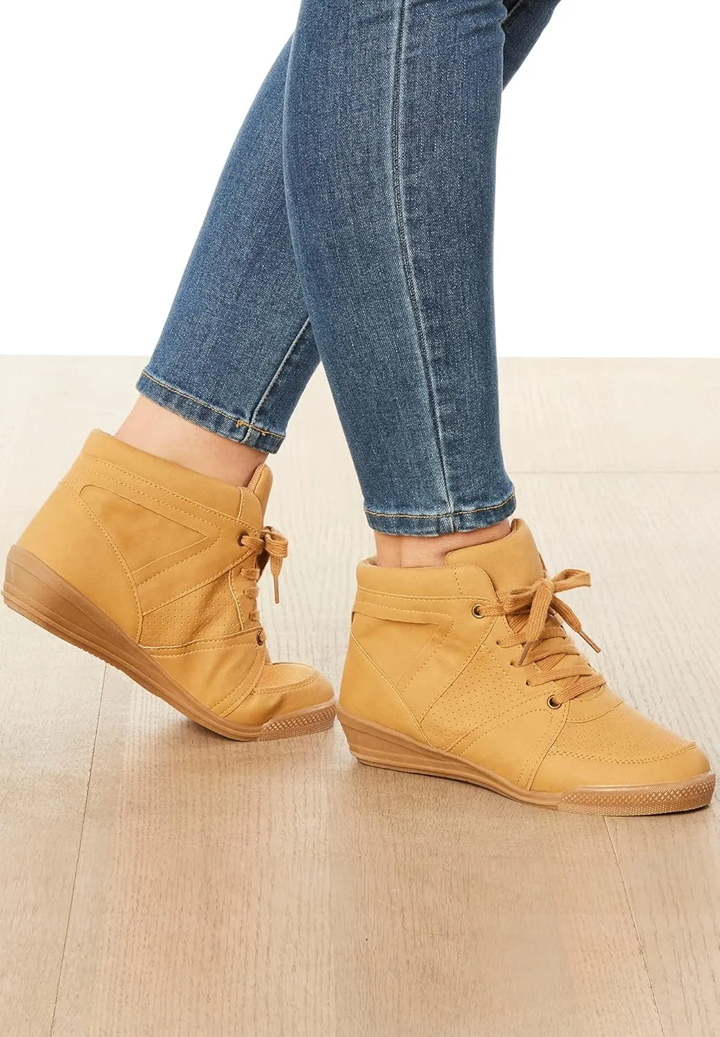 Comfortview Women's Wide Width The Honey Sneaker