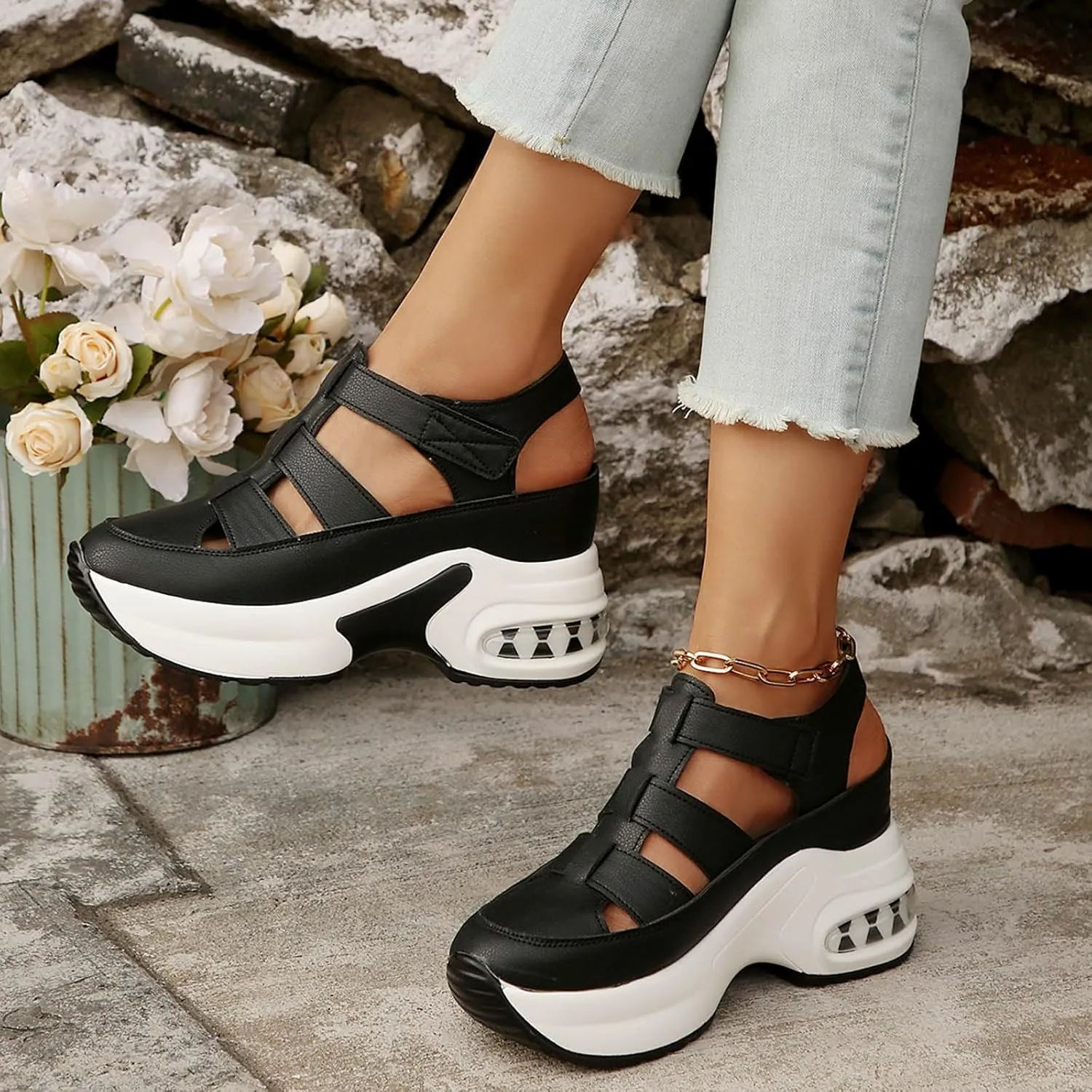 Eduavar Sandals for Women 2025 Sport Athletic Outdoor Summer Beach Sandals Closed Toe Walking Lightweight Adjustable Shoes