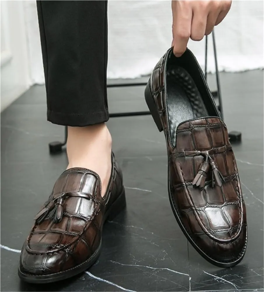 Loafers for Men Pointed Burnished Toe with Tassel Block Pattern Boat Shoes Slip Resistant Flexible Lightweight Outdoor Fashion Slip-on