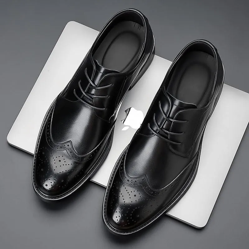 Men's Dress Shoes Formal Business Classic Wingtip Oxford Shoes Fashion Classic Carved Lace Up Leather Low Heels Dress Shoes