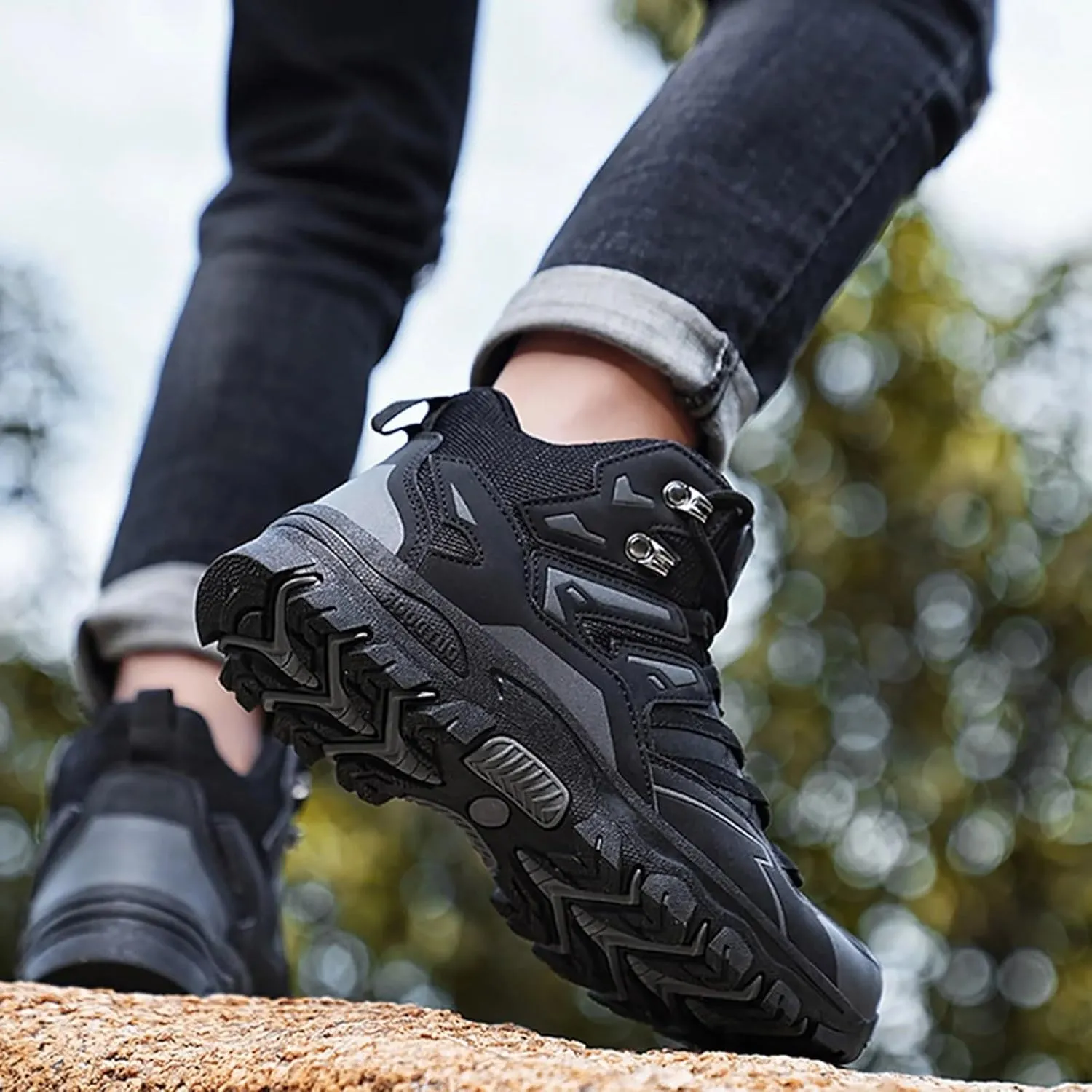 Men's Low Top Waterproof Hiking Shoes Trekking Trails Outdoor Work Shoes