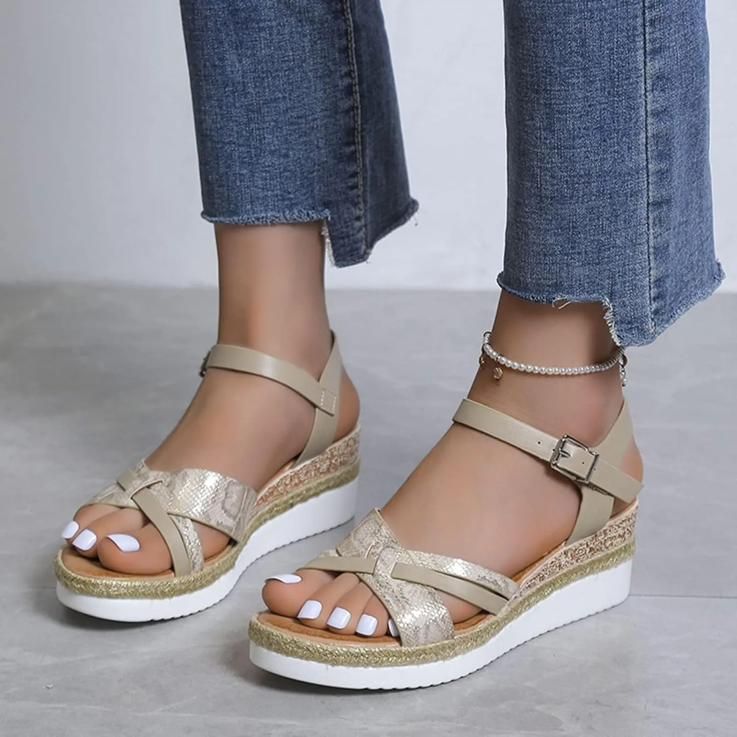 Women Platform Sandals Open Toe Adjustable Buckle Ankle Strap Sandals Casual Arch Support Outdoor Beach Shoes