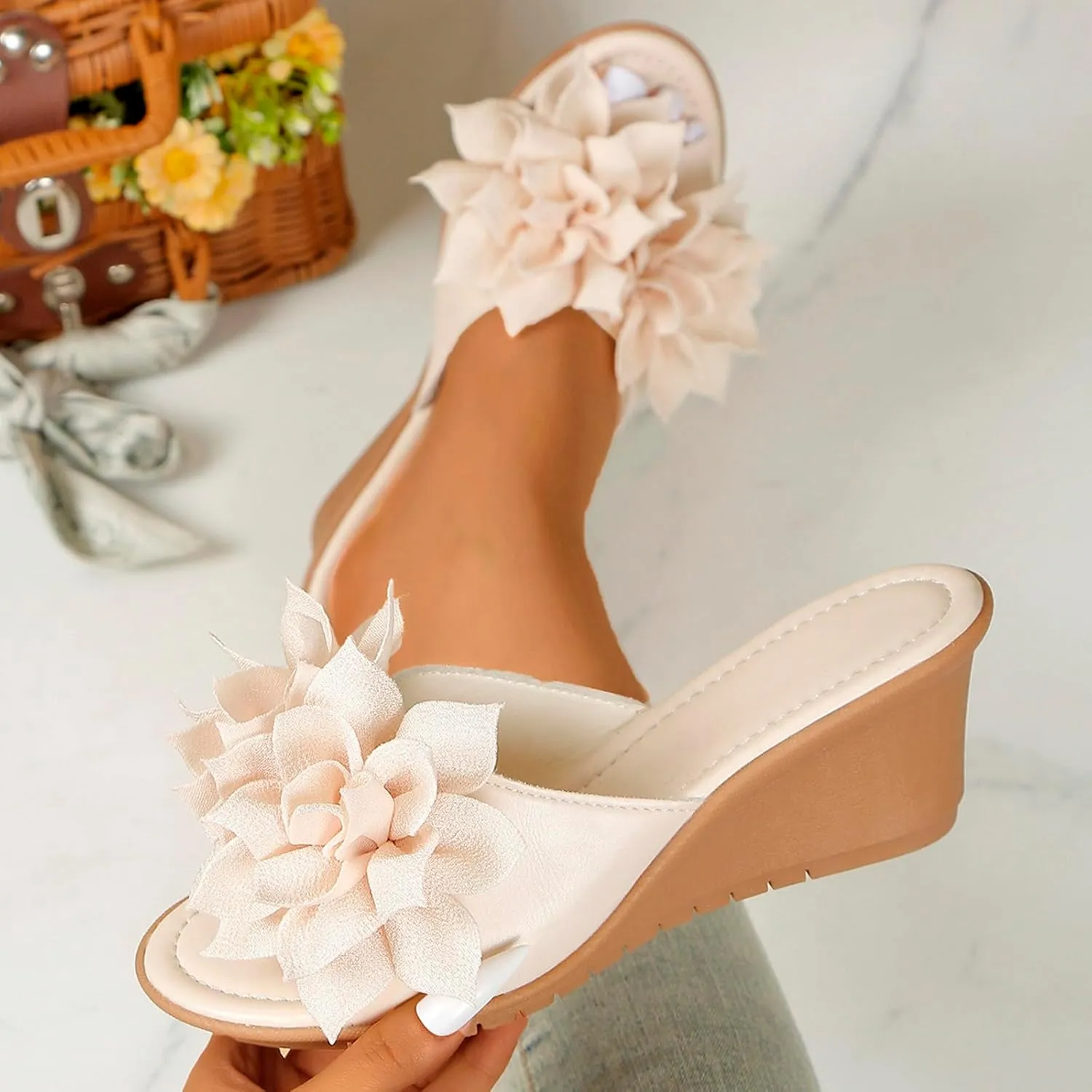Womens Flip Flops Dressy Orthopedic Sandals Summer Comfortable Sandals Arch Support Wedge Slippers Vacation Shoes